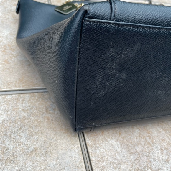 Coach Ava Chain Tote - Picture 11 of 16